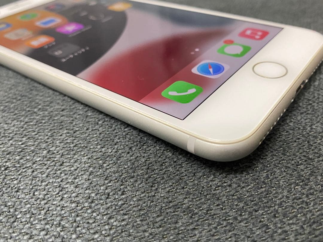 美品 iPhone 8Plus 64GB SIMフリー バッテリ最大容量100%