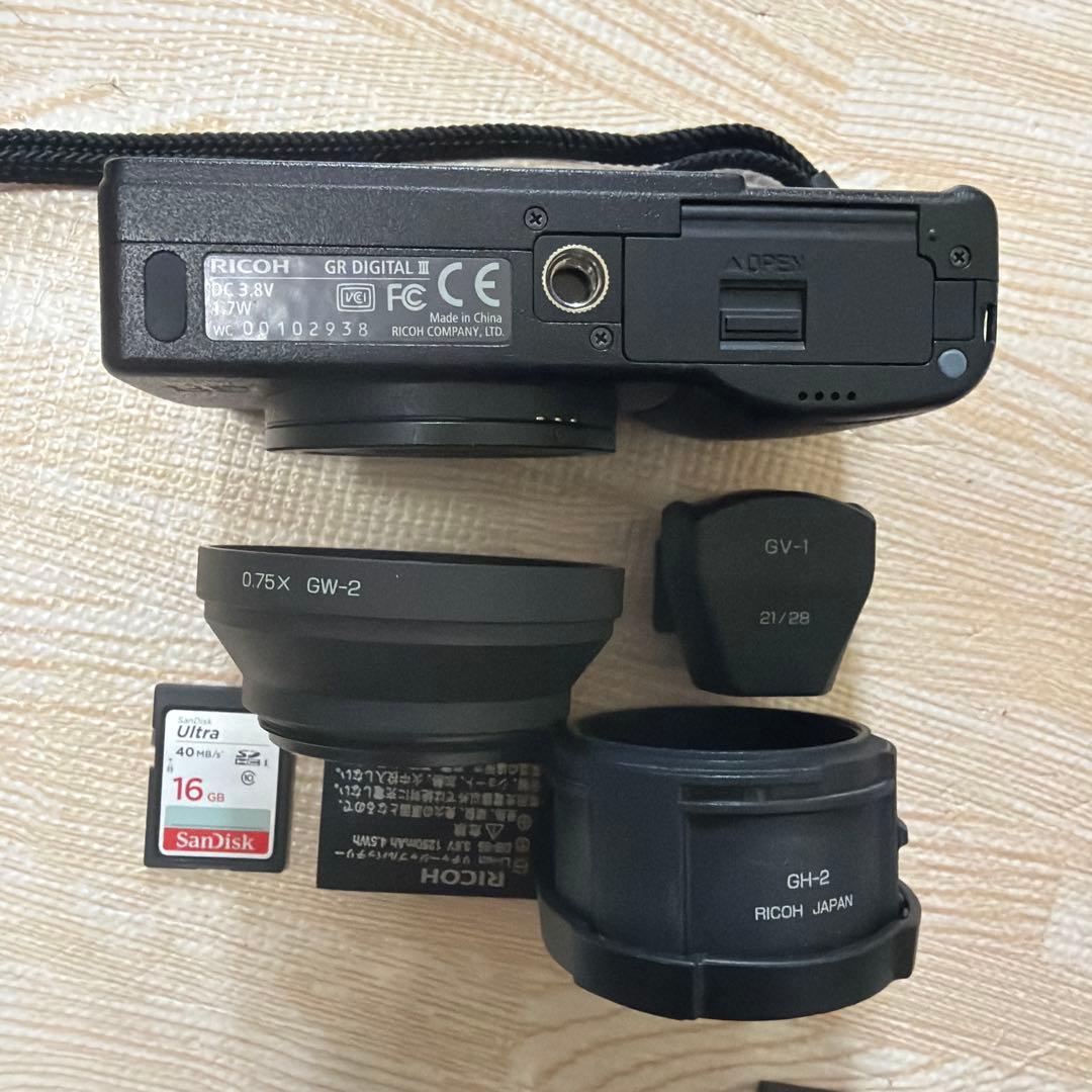 RICOH GR DIGITAL iii+ GW-2レンズ + GV-1