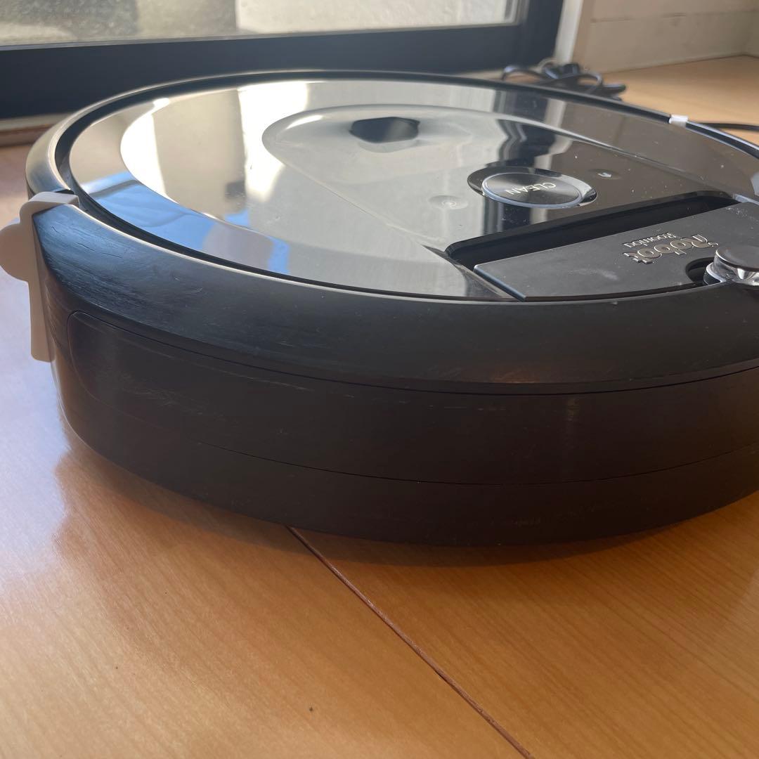 【週末限定価格】iRobot i7ルンバ　ロボット掃除機 付属品あり ジャンク品