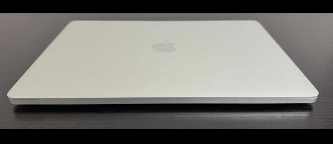MacBook Pro13 2020 i7 32GB 1TB バッテリー83%