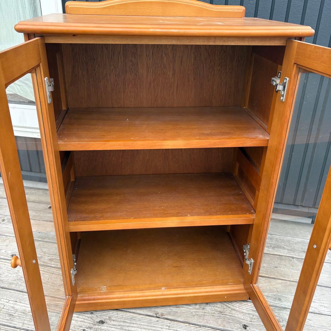 【昭和レトロ】ガラス扉付 木製キャビネット 飾り棚 コレクションラック 食器棚