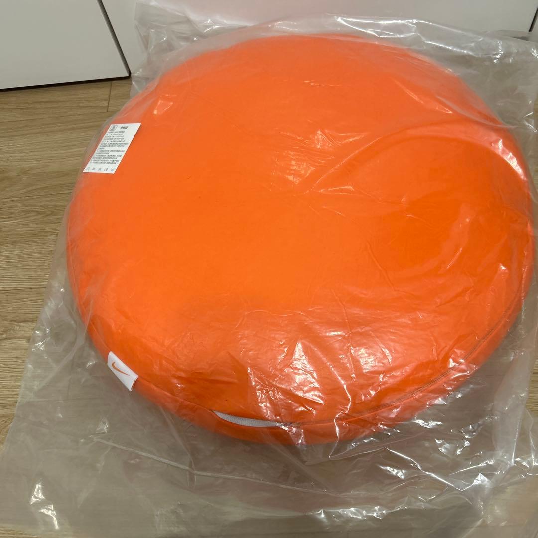クッション・抱きまくら・ブランケット NIKE SMILEY FACE BIG CUSHION \"ORANGE\"