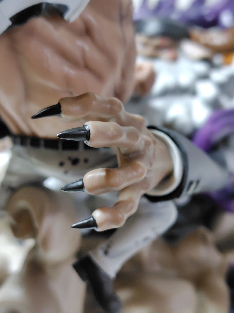 ワンピース　一番くじ　バーソロミュー・くまＶＳジェイガルシア・サターン聖【美品】