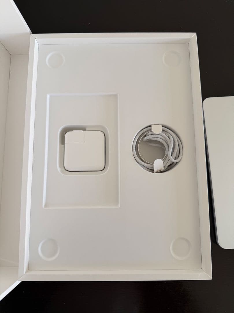A*E様 【超美品】M3 MacBook air 16GB 256GB Offi