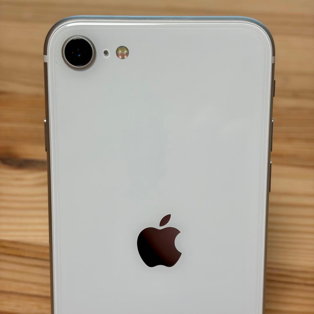 iPhone SE2 128GB ホワイト 本体のみ バッテリー72% 美品