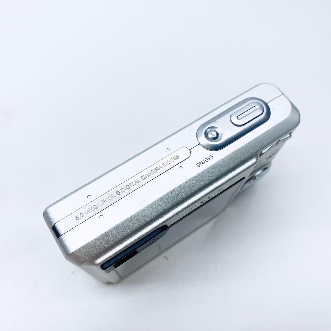 《ほぼ未使用》 カシオ デジタル カメラ CASIO EXILIM EX-Z55