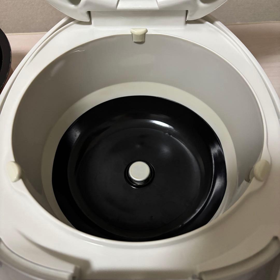 TOSHIBA 炊飯器 RC-10HK ホワイト5.5合 【2021年】