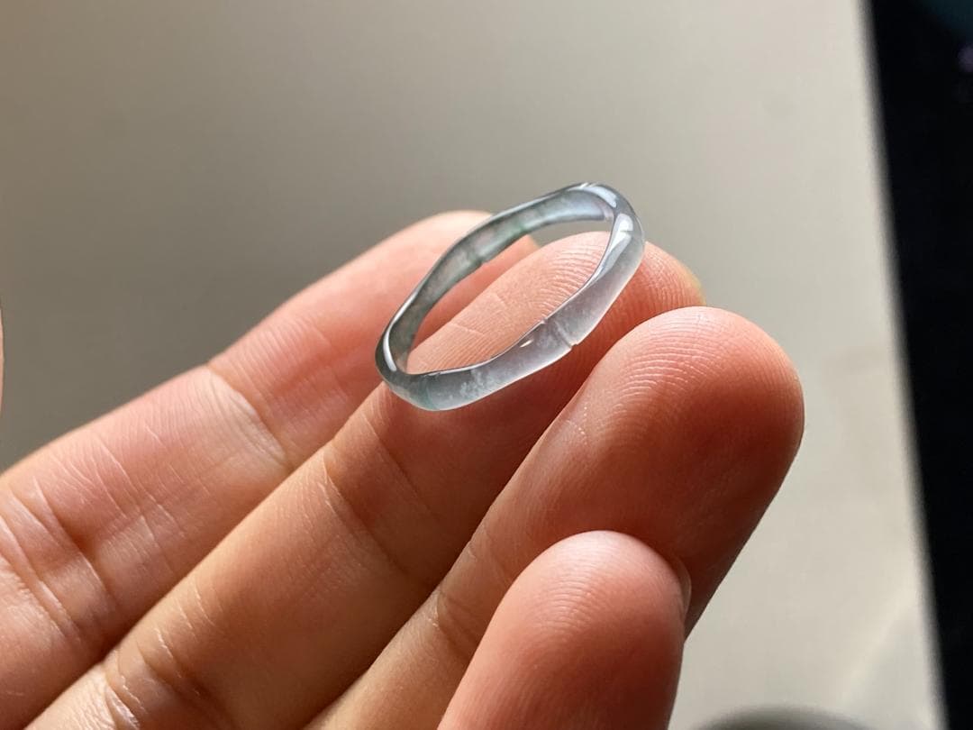 L13-217細身高氷種竹節リング13.5号グアテマラ産A貨本翡翠くりぬき黒翡翠