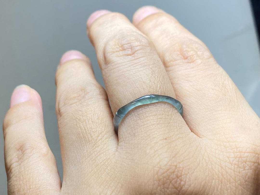 L13-217細身高氷種竹節リング13.5号グアテマラ産A貨本翡翠くりぬき黒翡翠