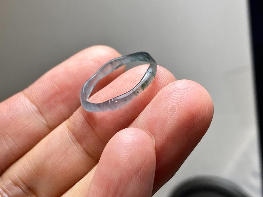 L13-217細身高氷種竹節リング13.5号グアテマラ産A貨本翡翠くりぬき黒翡翠