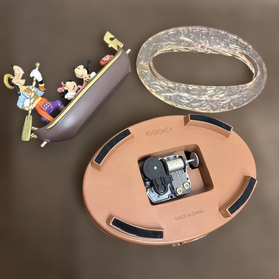 ディズニーシー　ヴェネツィアンゴンドラ　オルゴール付　フィギュア　 グーフィー