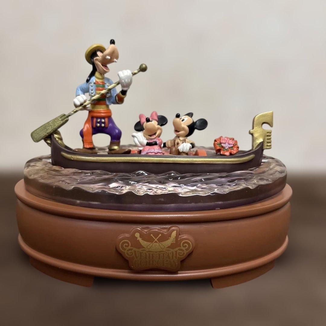 ディズニーシー　ヴェネツィアンゴンドラ　オルゴール付　フィギュア　 グーフィー