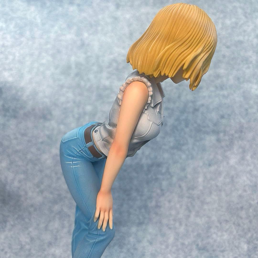 ドラゴンボール 人造人間18号 リペイント GLITTER & G 金属ピアス