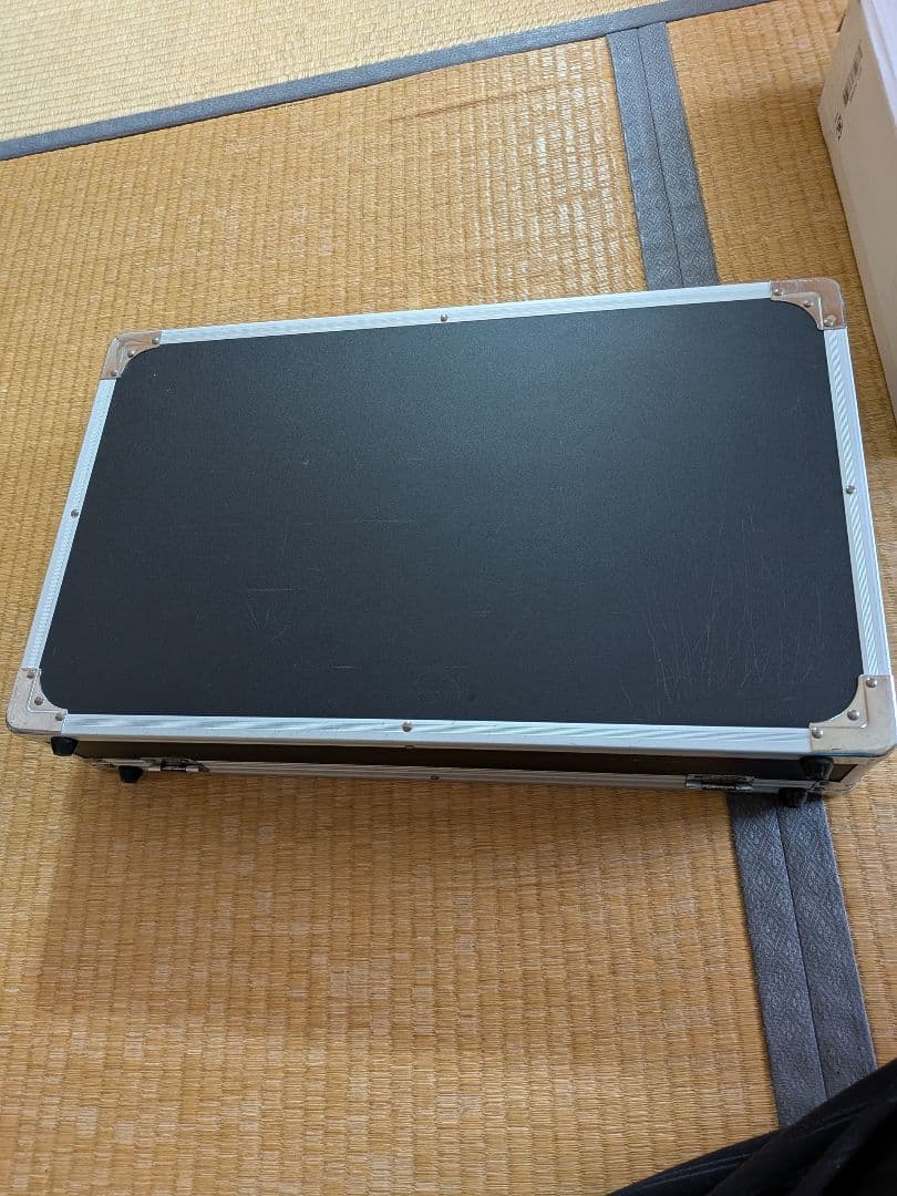 BOSS ME-90 ギターエフェクター　ケース、電源アダプター付属