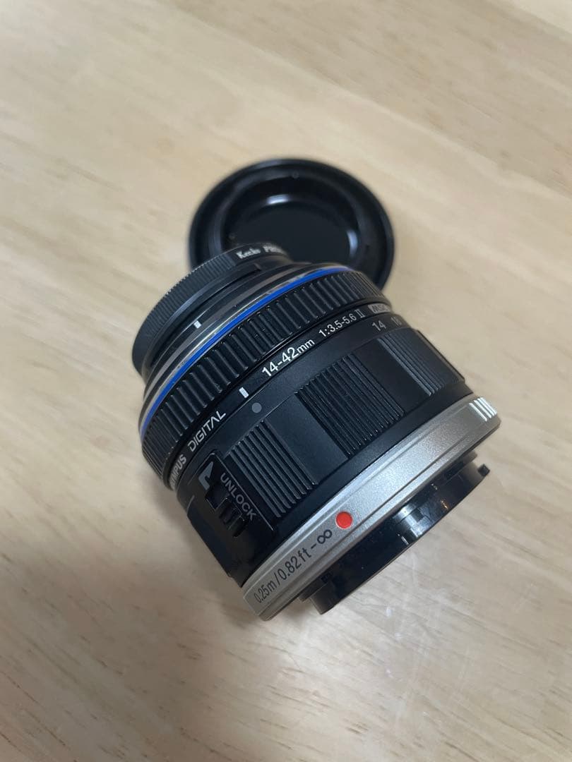 オリンパス　マイクロ一眼　E-PL1