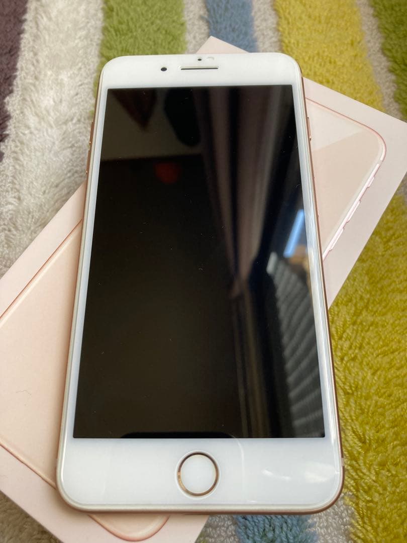 iPhone 8Plus バッテリー100% 美品