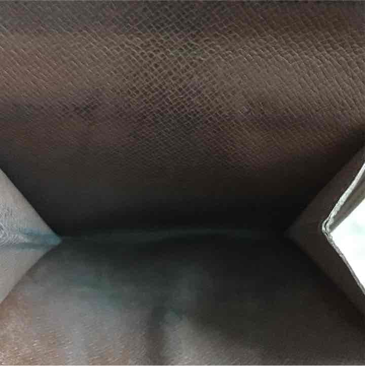 ヴィトン三つ折り財布