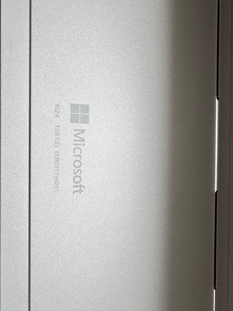 Surface Go 128GB 8GB MCZ00032／タイプカバー