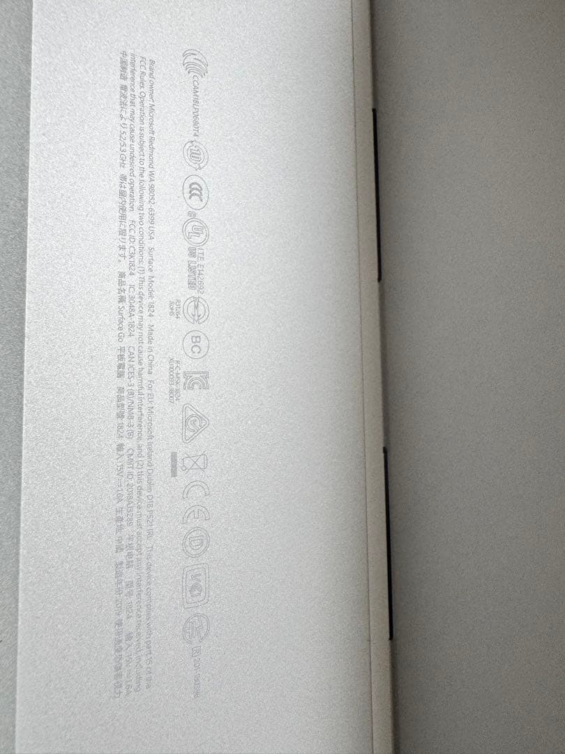 Surface Go 128GB 8GB MCZ00032／タイプカバー