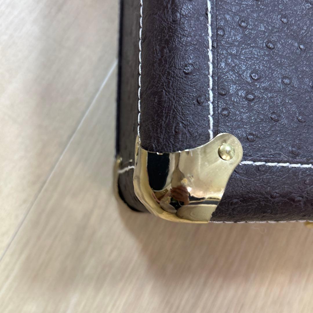 三線セット（赤と黒と桃色、チューナー付き）