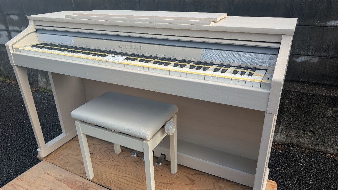 送料込み CA17A 大人気木製鍵 KAWAI 電子ピアノ 18年購入 新品レ