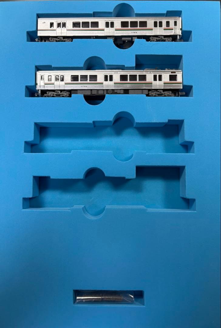 マイクロエース　A8148 719系標準色強化スカート　より　H16編成