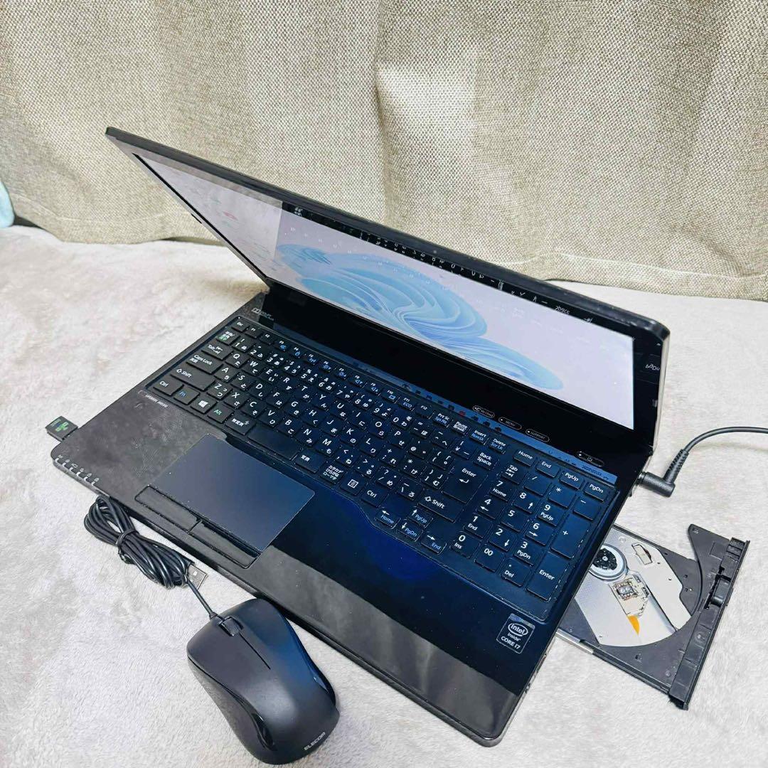 S290 FujitsuノートパソコンWEBカメラ i7メモリ8G高速Win11