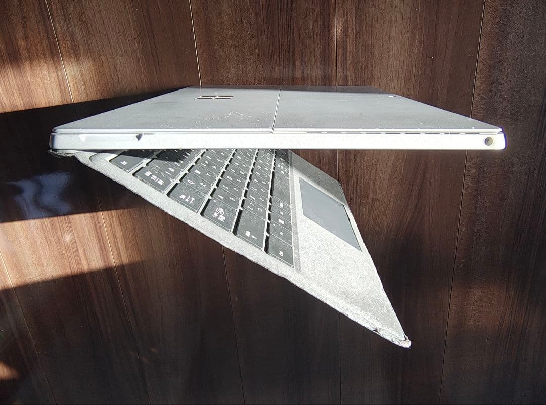 Microsoft Surface Pro5 Win11 pro 動作確認済