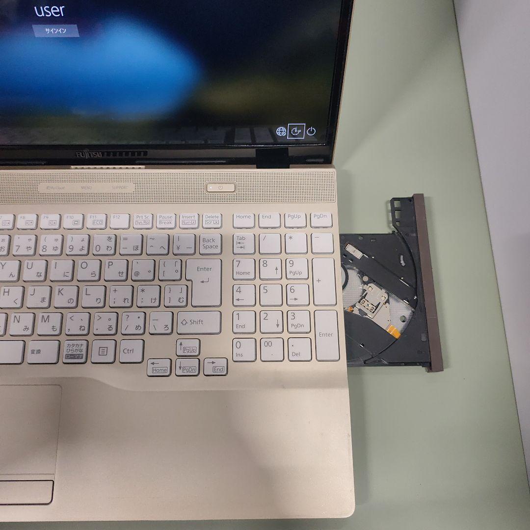 ノートパソコン Windows11　オフィス付き　爆速SSD搭載 極美品 富士通