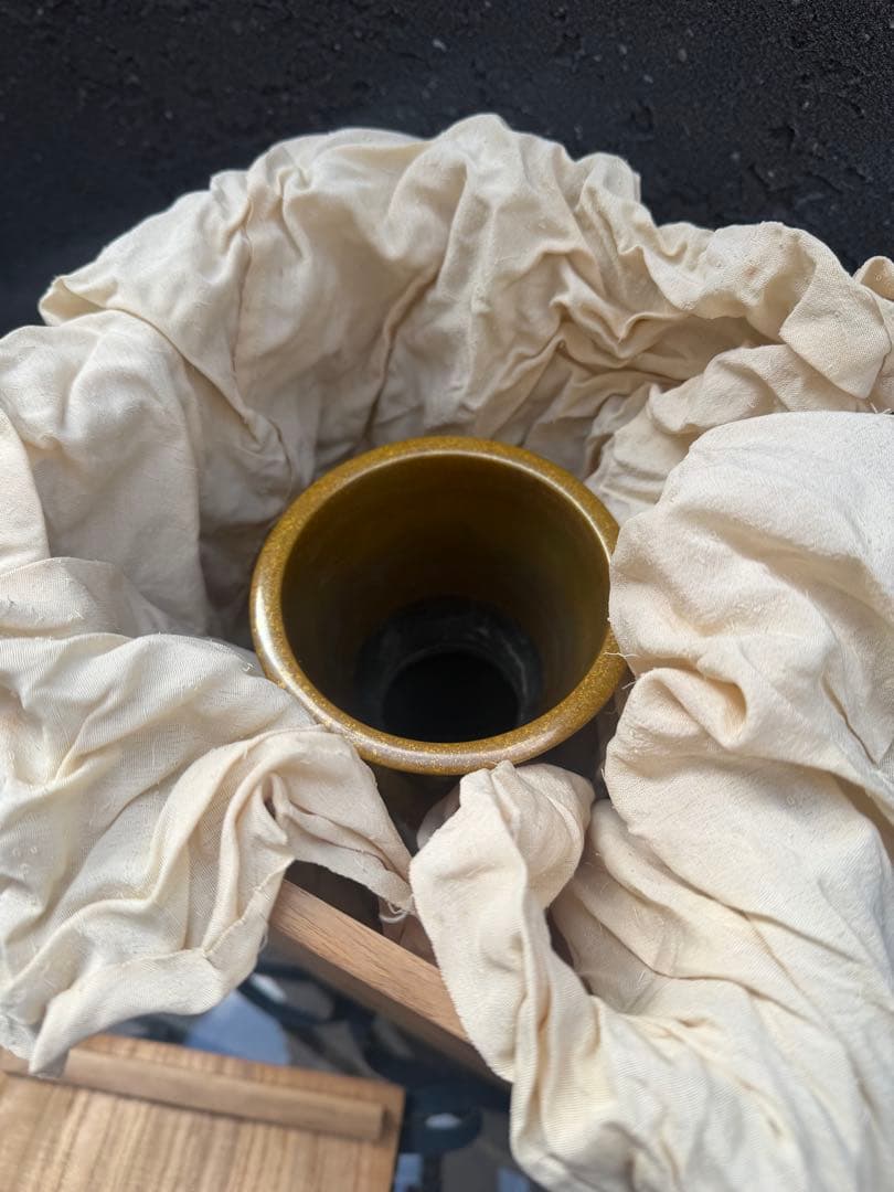 真鍮の花瓶 金色の花瓶 花と鳥の装飾