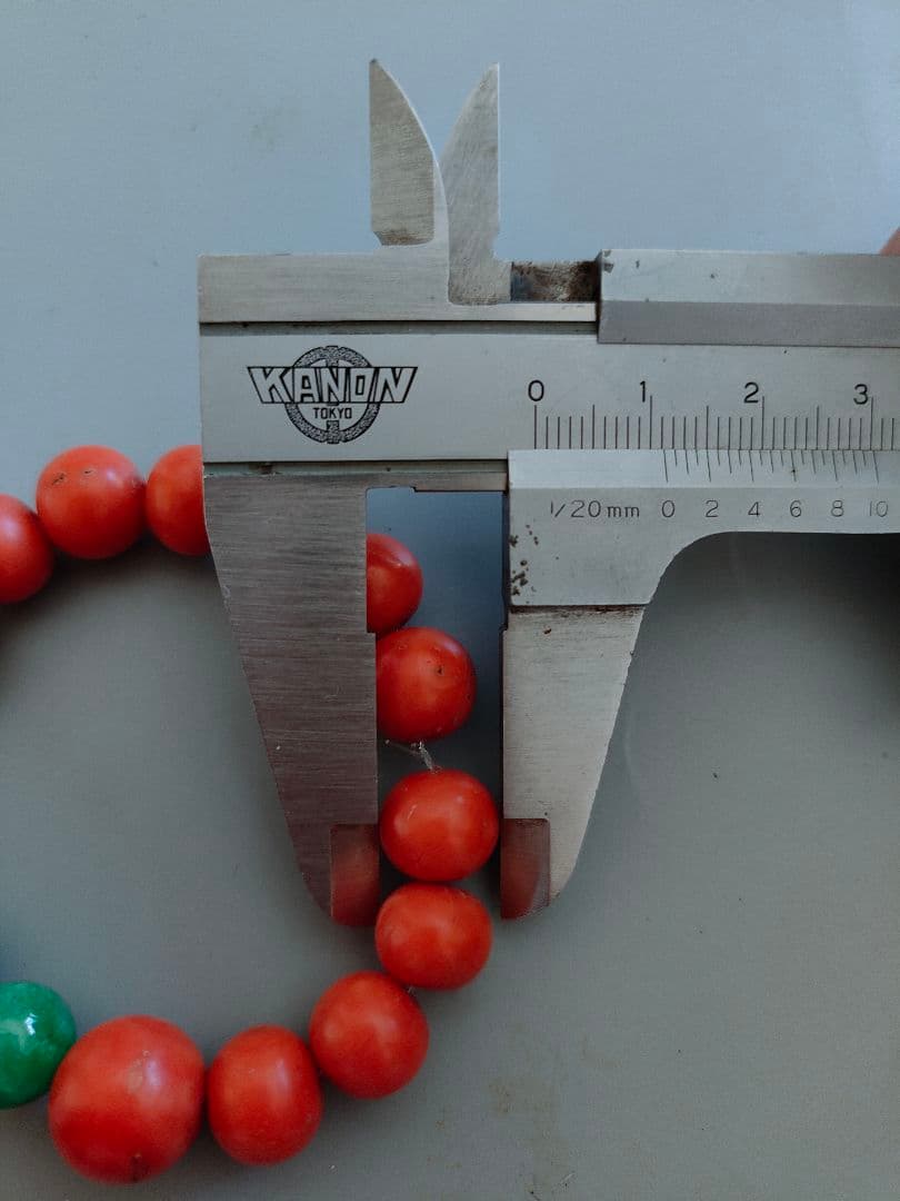 本珊瑚 翡翠玉 唐木箱付き 時代物