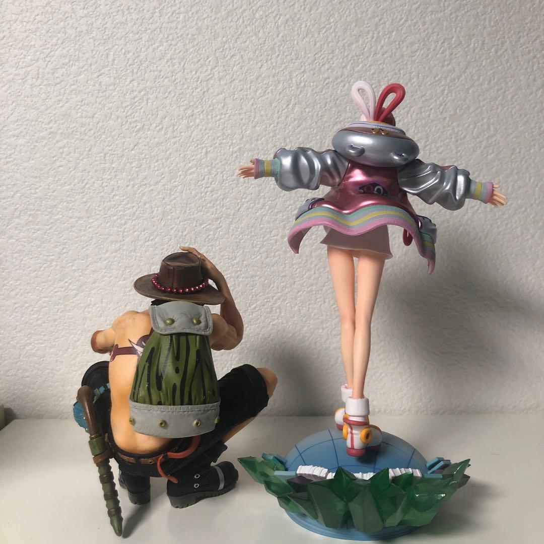 ワンピース KING OF ARTISTエース フィギュア ウタ　フィギュア