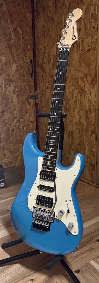 ベ*ト様 ハードロック　メタラー御用達 シャーベル　フロイドローズ付きストラト