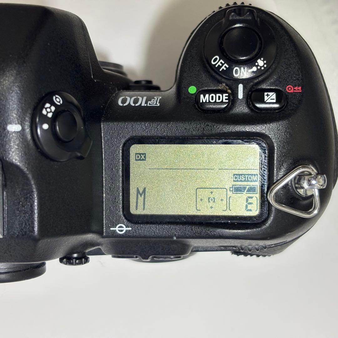 Nikon F100 一眼レフカメラ（ジャンク）