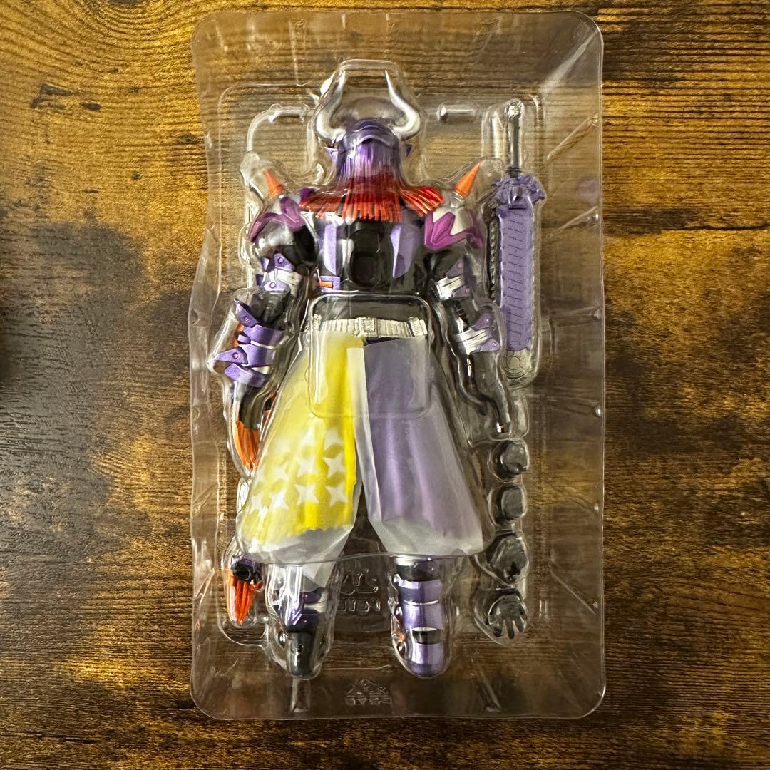 ト*ム様 SHFiguarts 仮面ライダー バッファ フィーバーゾンビフォーム
