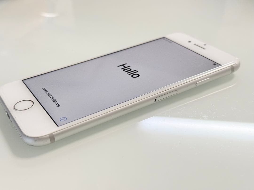 iPhone7 128GB シルバー バッテリー92%