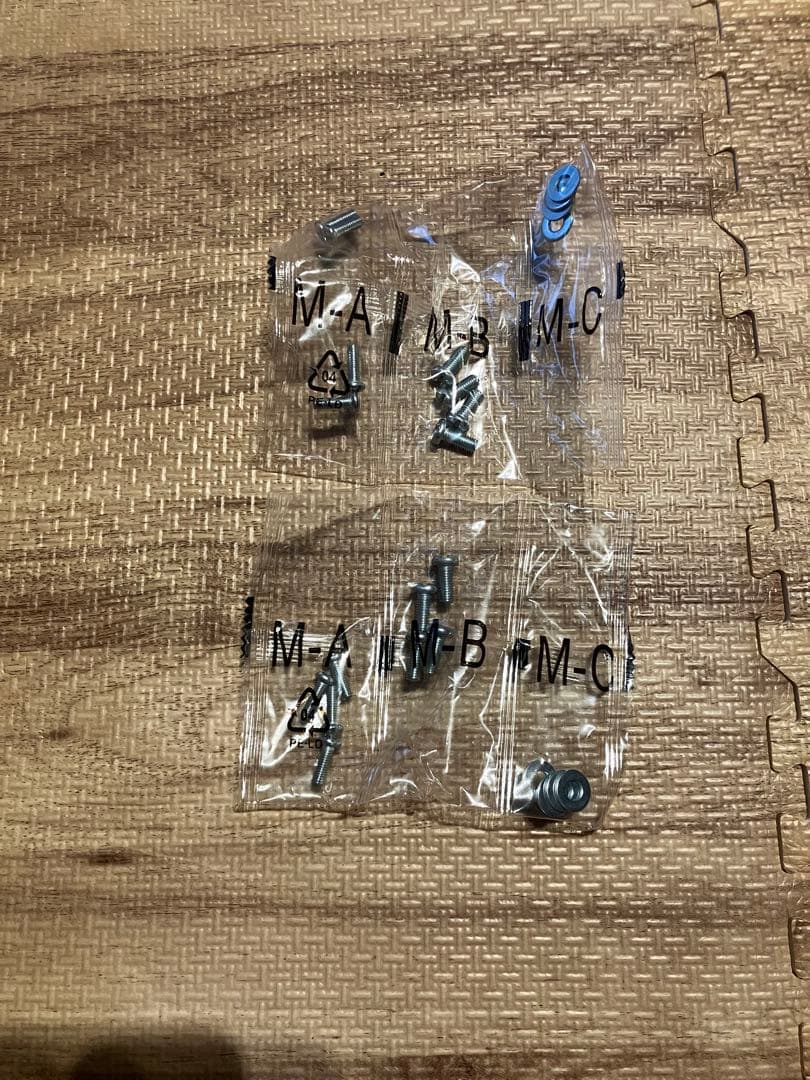 LDT69-C024P Heavy Duty Monitor Arm 黒