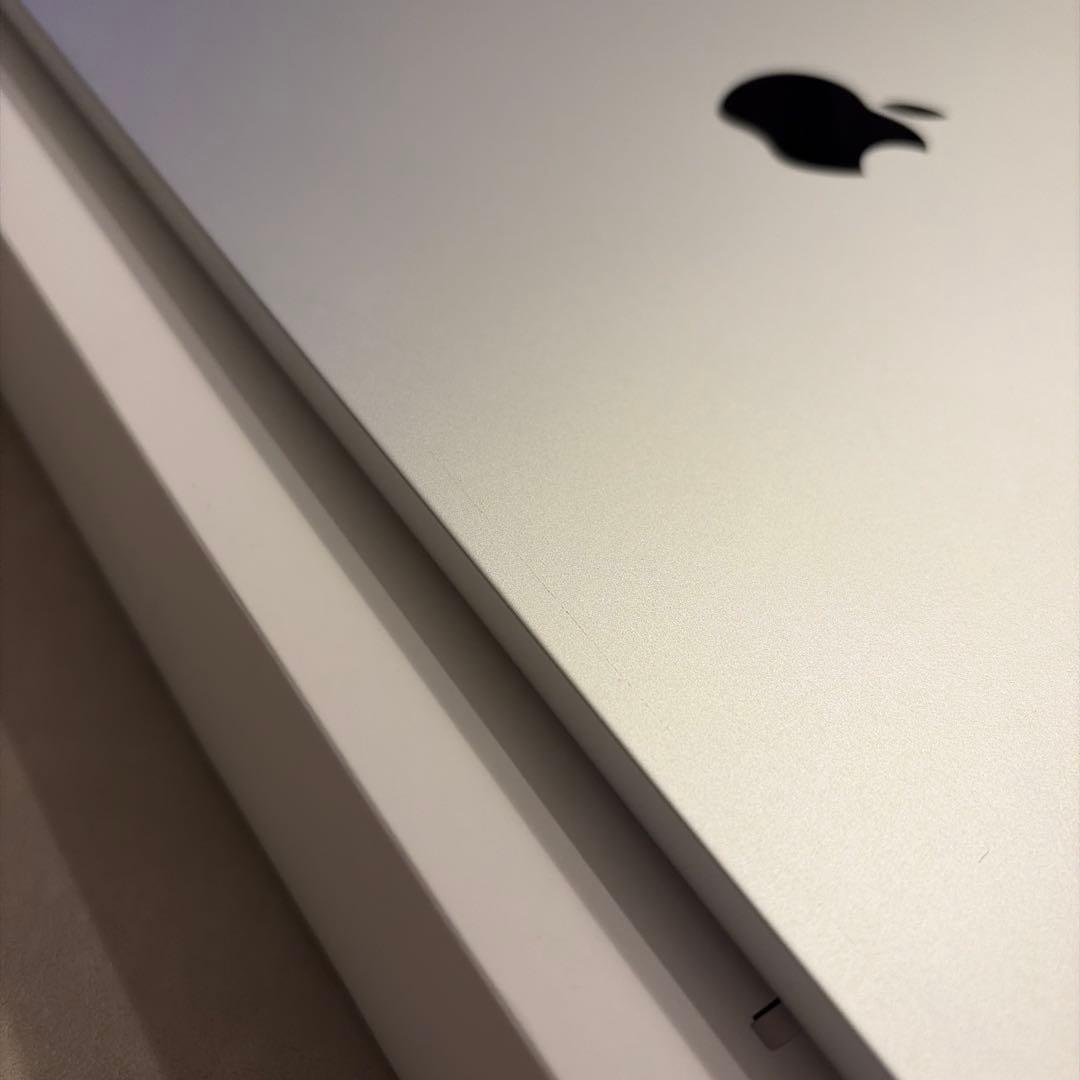 Apple MacBook Air 2023 M2 2TB 24GB 15インチ