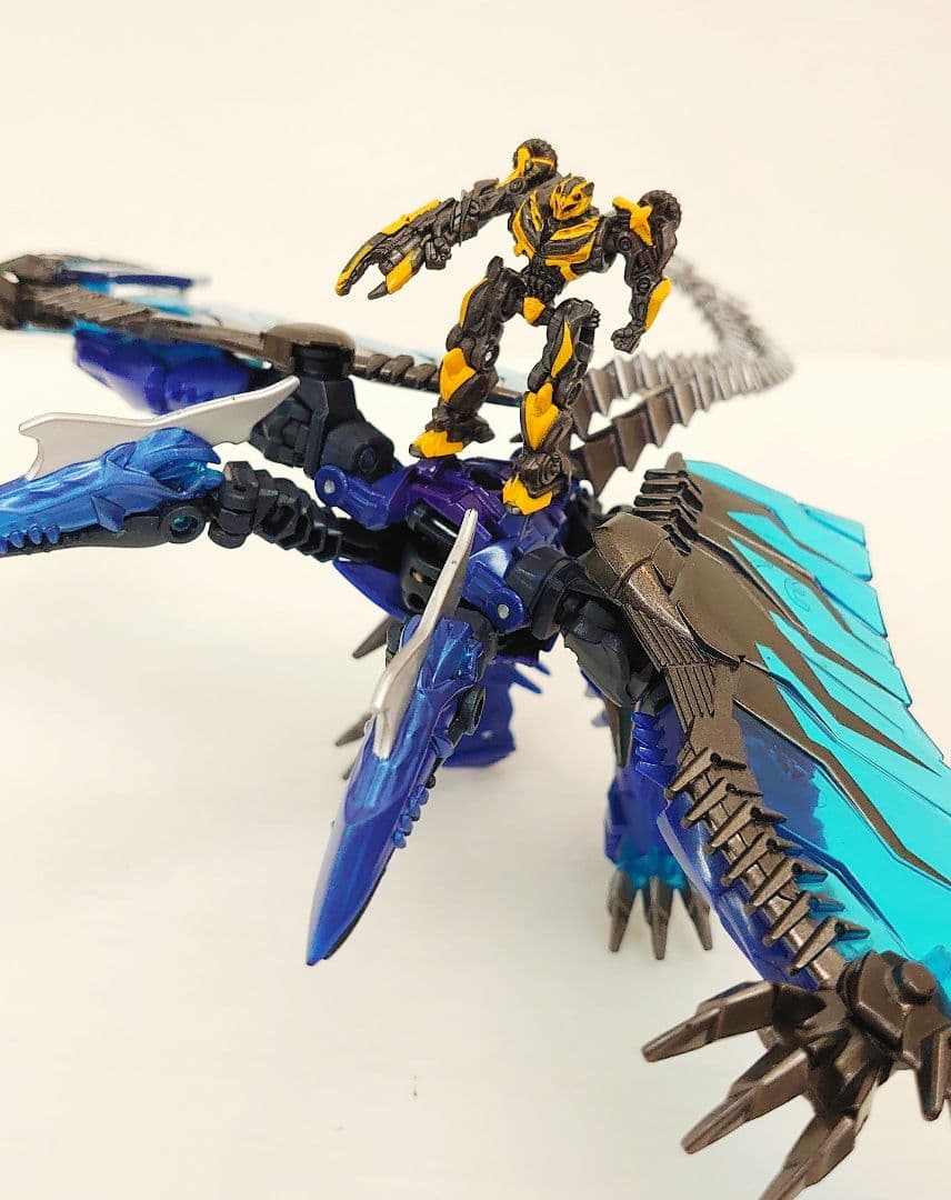 トランスフォーマー MB-10 ダイノライドストレイフ & バンブルビー