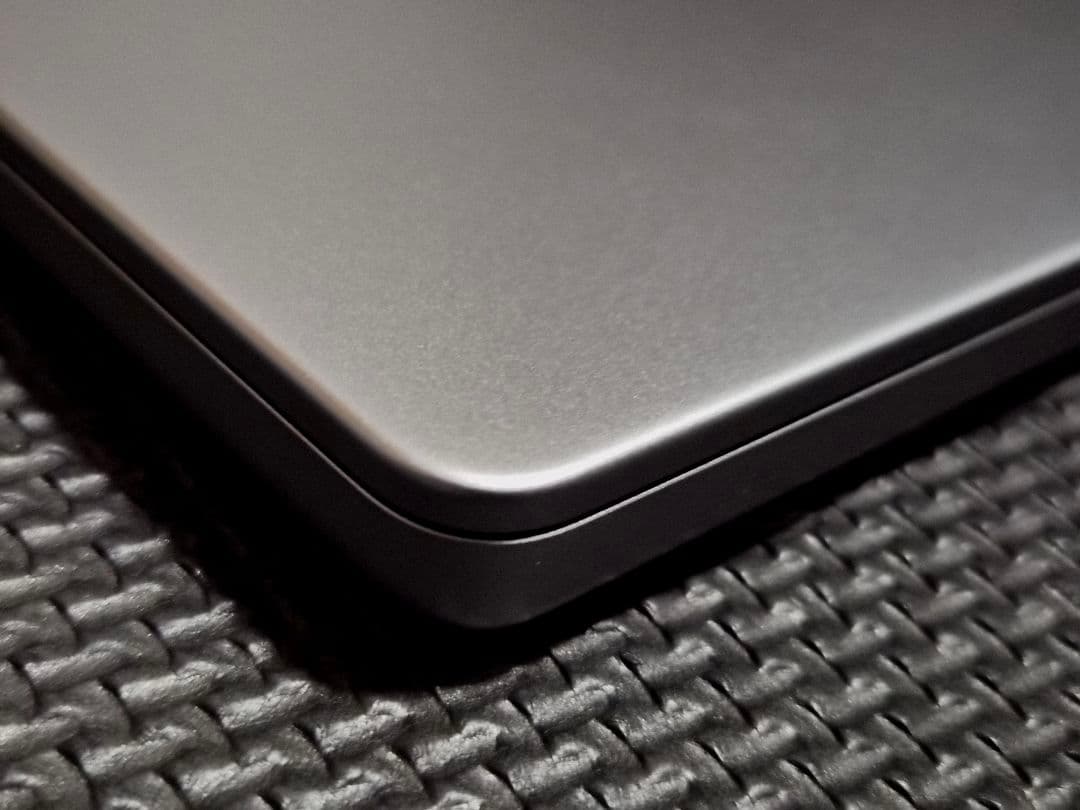 【美品】MacBookPro14″ (2021, M1 Pro) 512gb