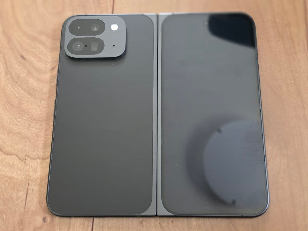 Google Pixel Fold 本体 ブラック