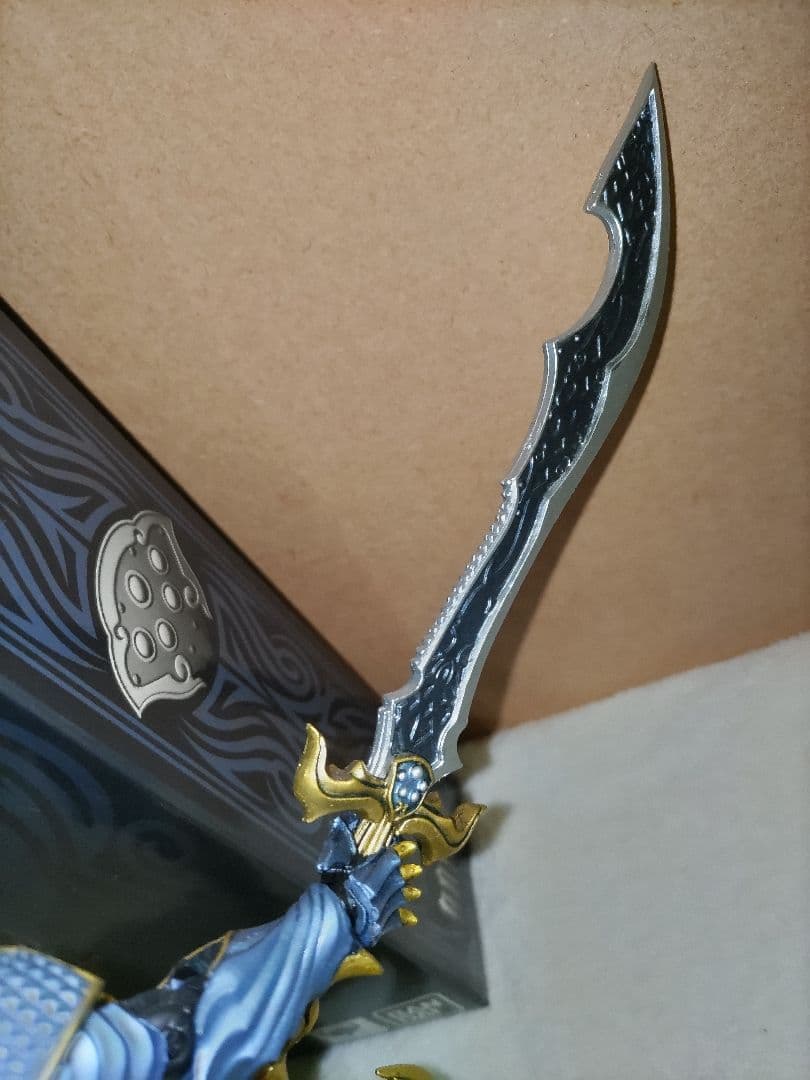 最終値下げ！希少品！牙狼　閃光騎士ロード　フィギュア