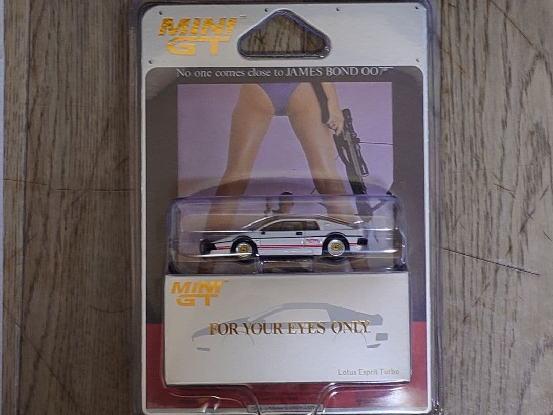 限定品　MINIGT 1/64 ロータス エスプリ ホワイト