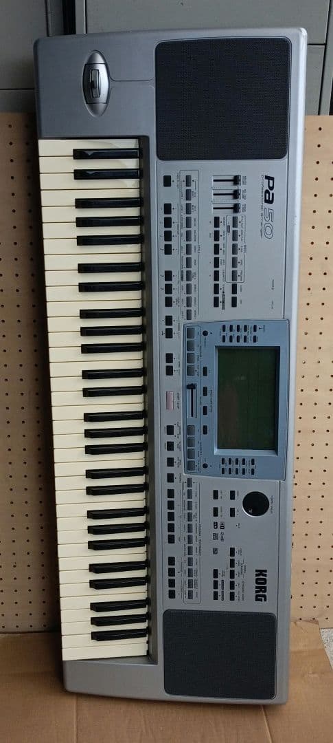 KORG PA50 シンセサイザー