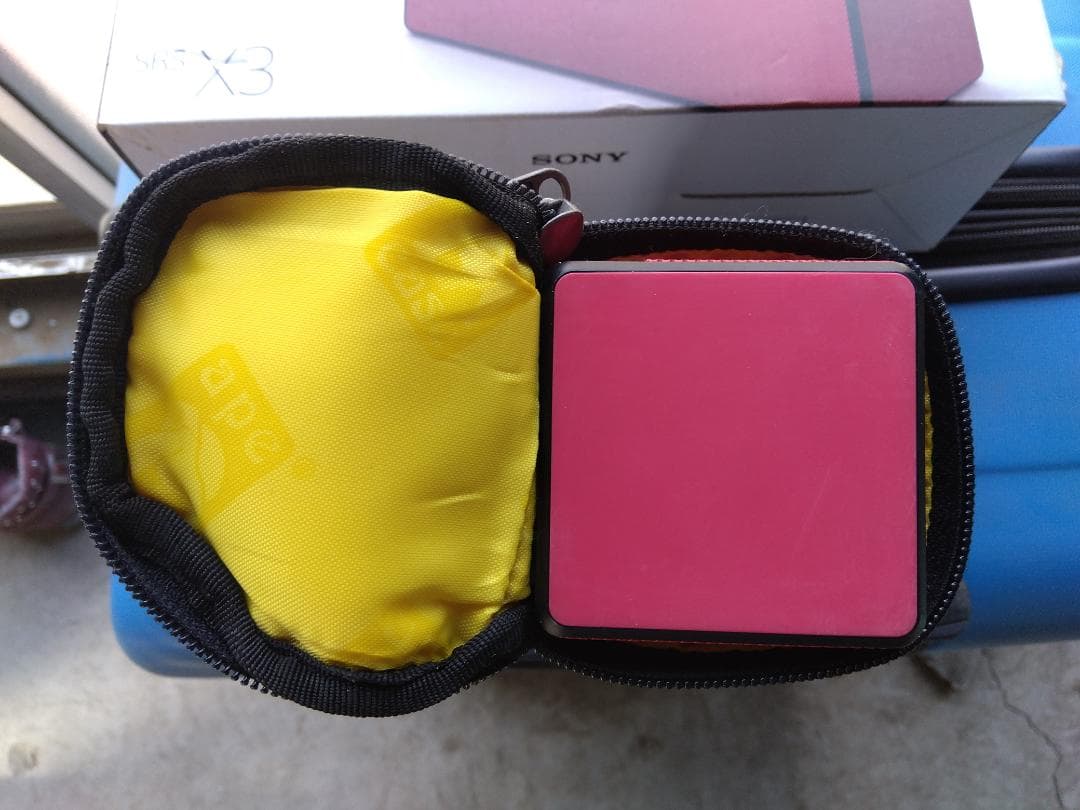 Bluetooth スピーカー Sony SRS-X3 + ケース
