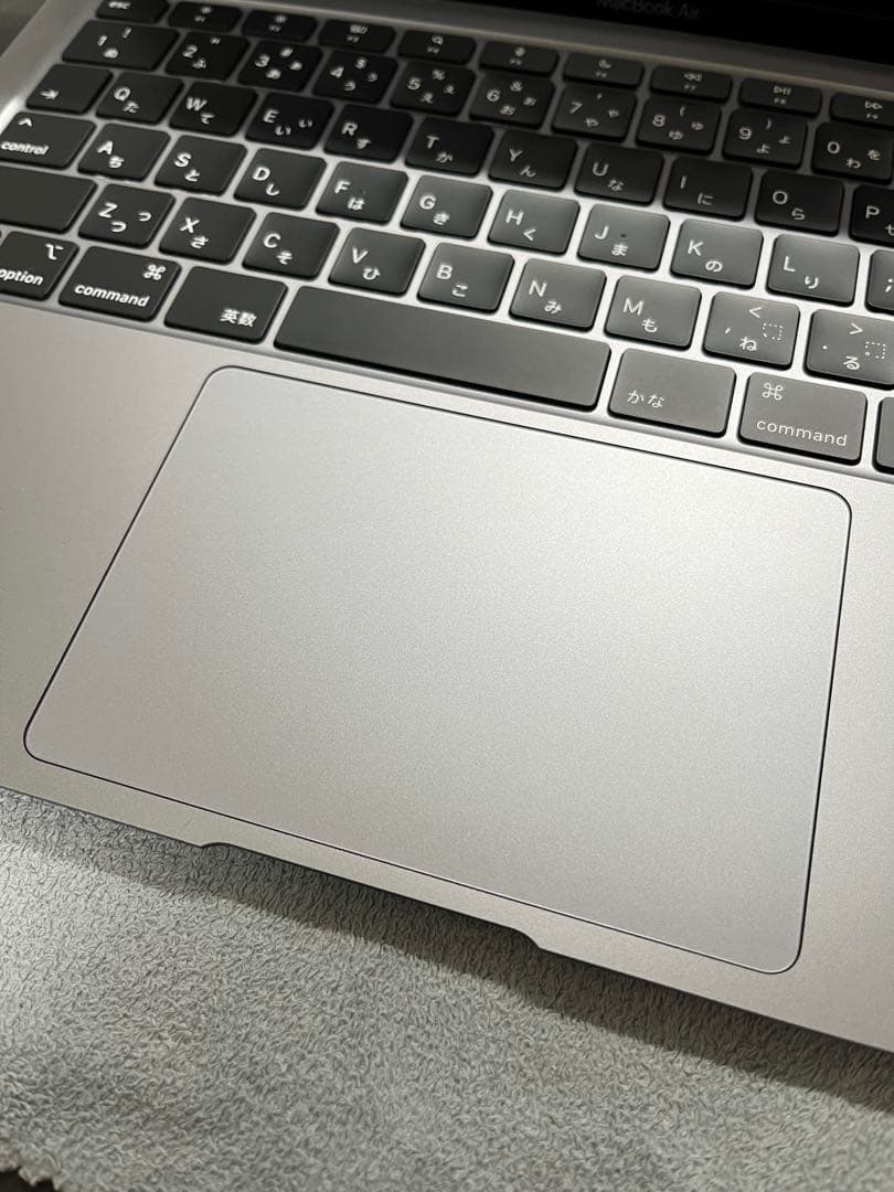 【美品】MacBook Air M1 8GB / 256GB スペースグレイ