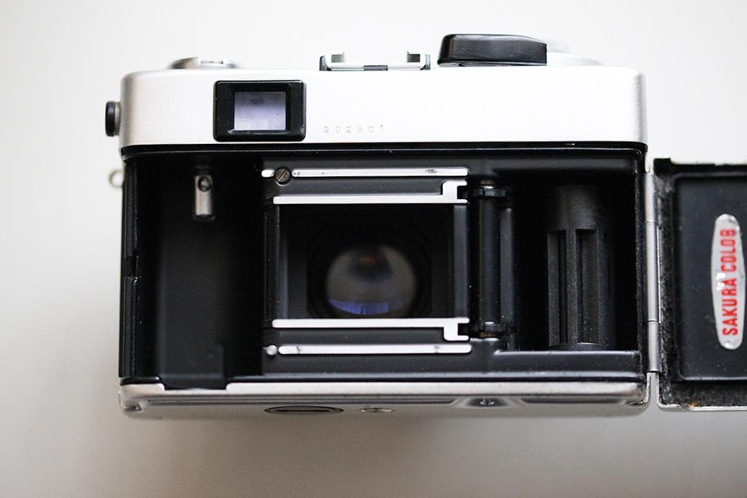 Konica C35 FD　フィルムカメラ Q619