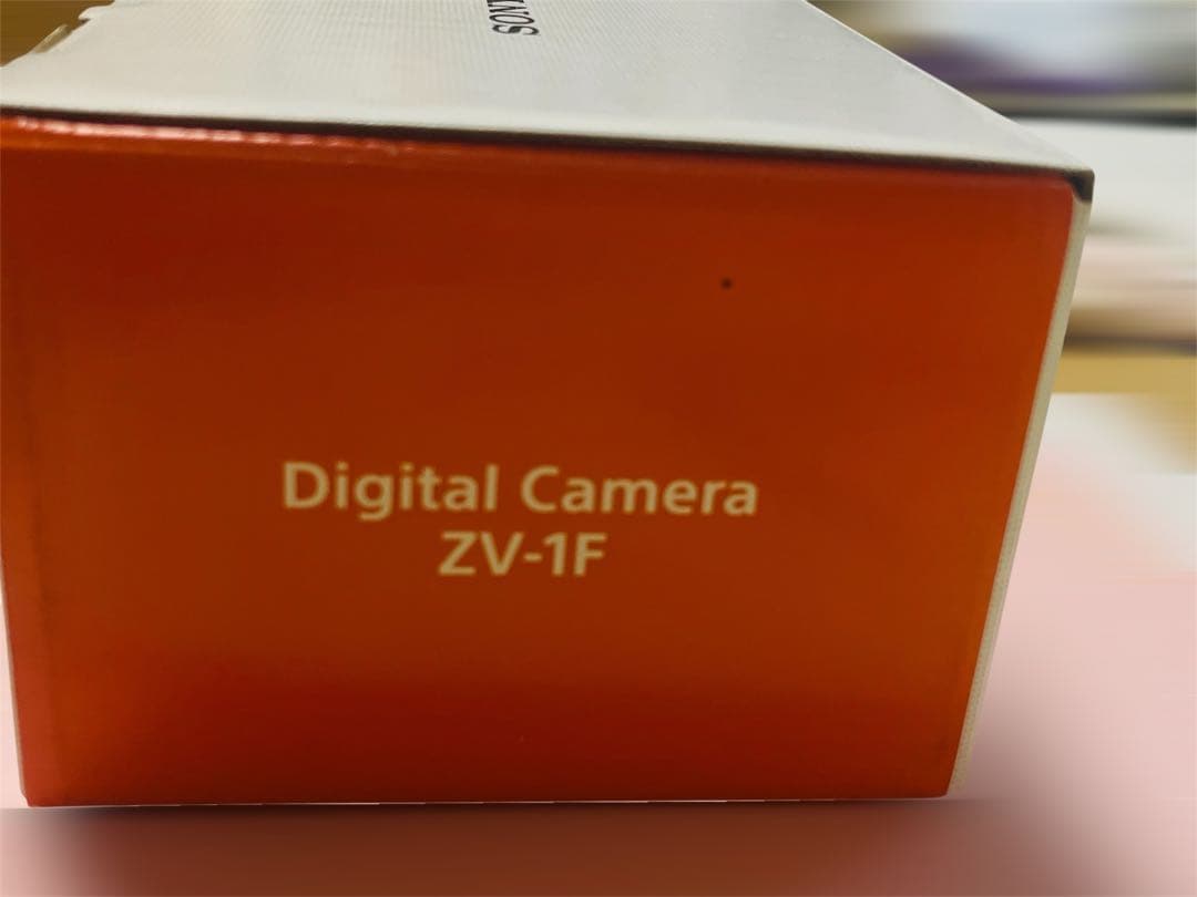 【極美品】SONY デジタルカメラ ホワイト　ZV-1F