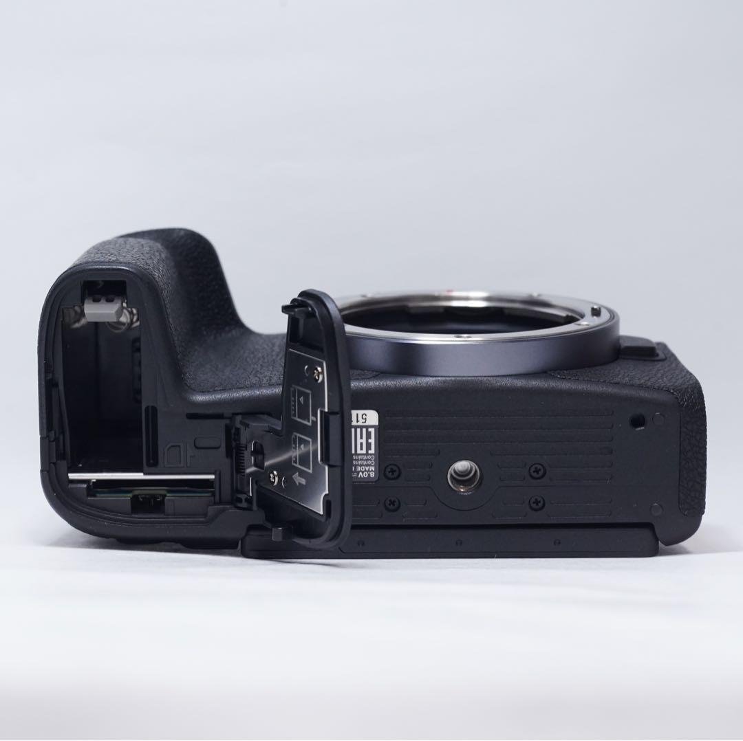 超美品 Canon EOS RP ボディ ブラック 訳あり