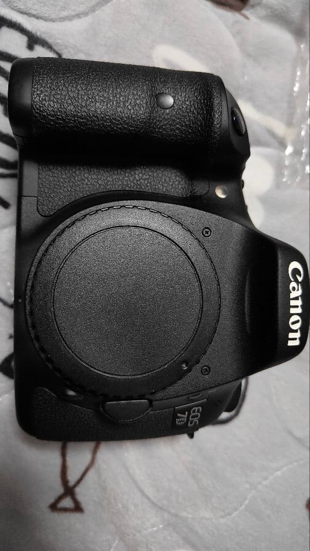 Canon EOS 7D 本体 + 付属品　極上美品 ショット数少い値下しました